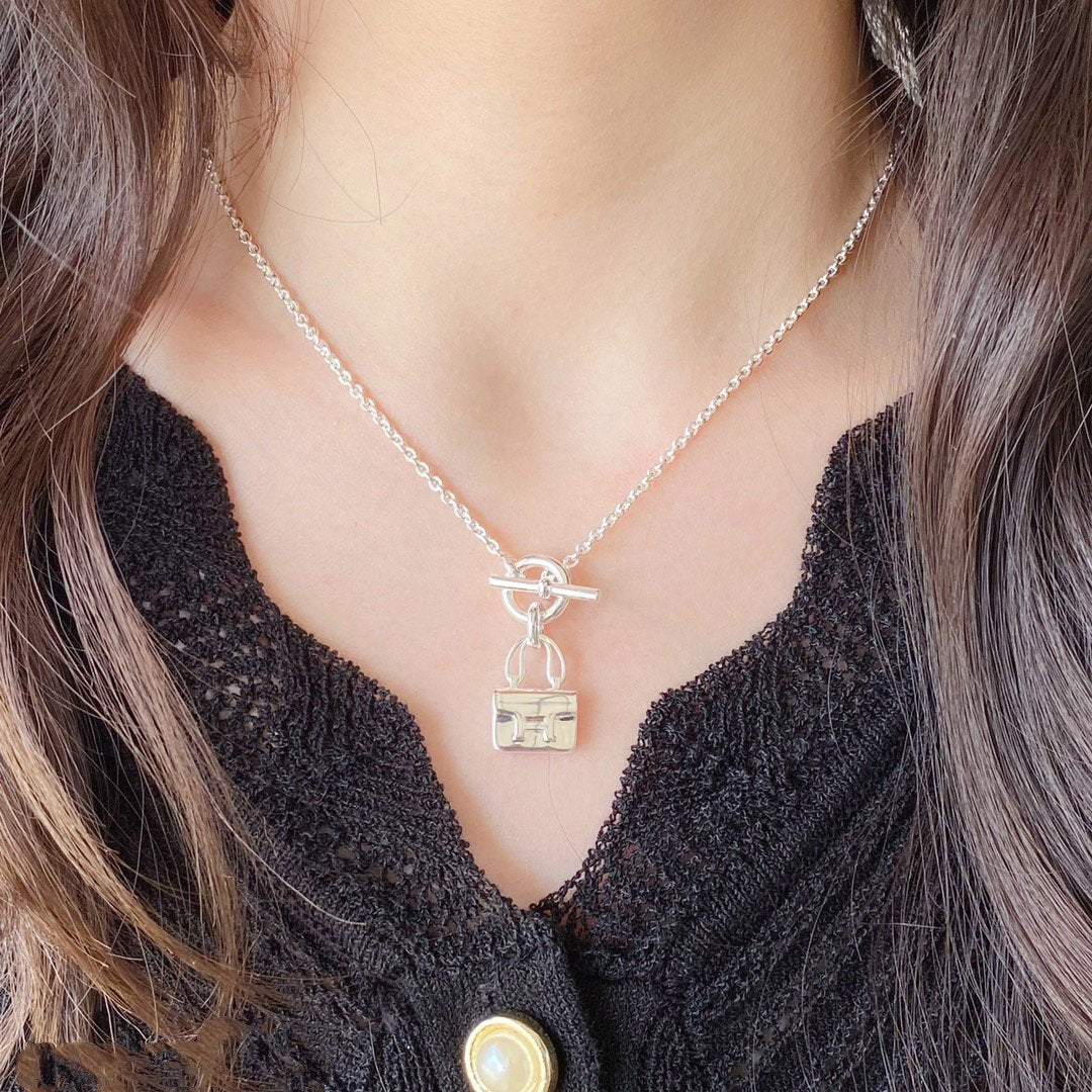 [Select]CONSTANCE PEDANT SILVER NECKLACE