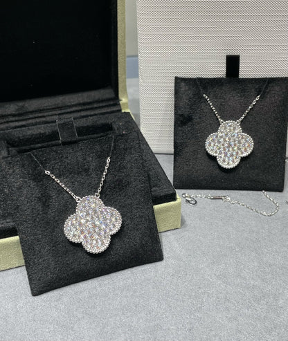 [Select]CLOVER 25MM LARGE PENDANT DIAMOND PAVED SILVER NECKLACE
