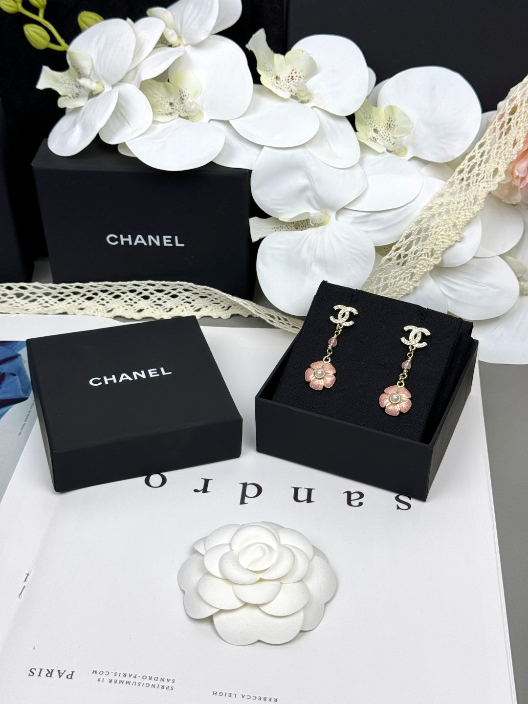 [Select]26C Pink Camellia Enamel Pendant with Double C Earrings