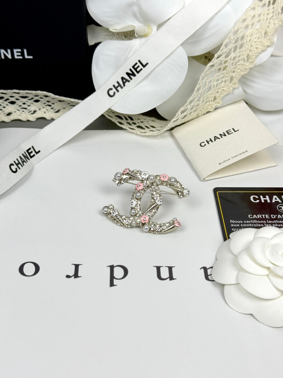 [Select]26C Pink-White Enamel Ice Cream Cone Double C Brooch