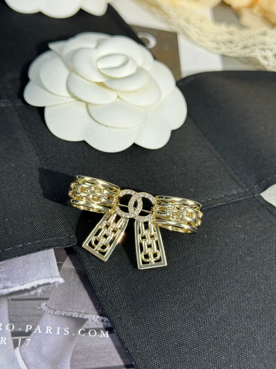 [Select]25K Hollow Bow Brooch
