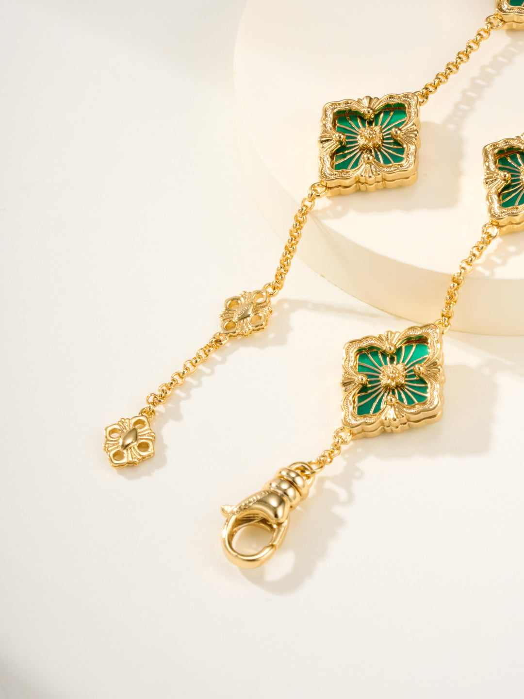 [Select]B.C.L ENAMELED Five-Flower Bracelet£¨Various Colors)