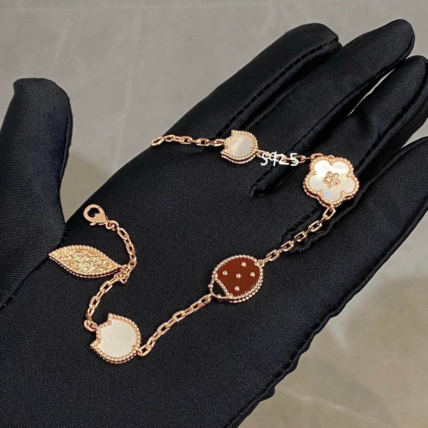 [Select]LUCKY SPRING 5 MOTIF BRACELET