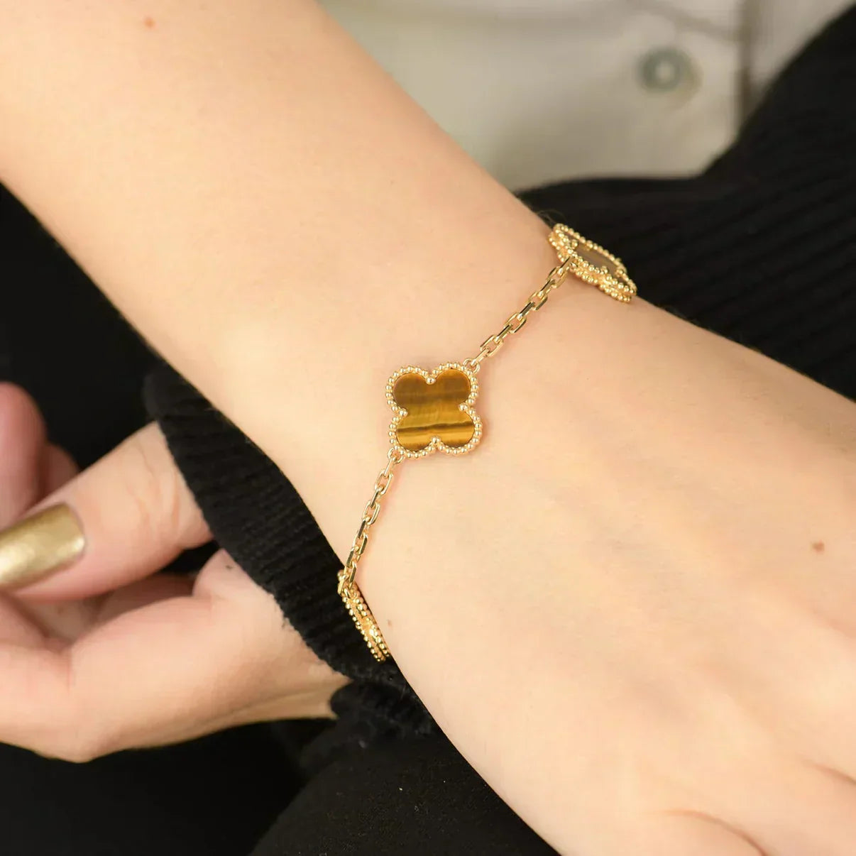 [Select] CLOVER 5 MOTIFS TIGER EYE BRACELET COLLECTION