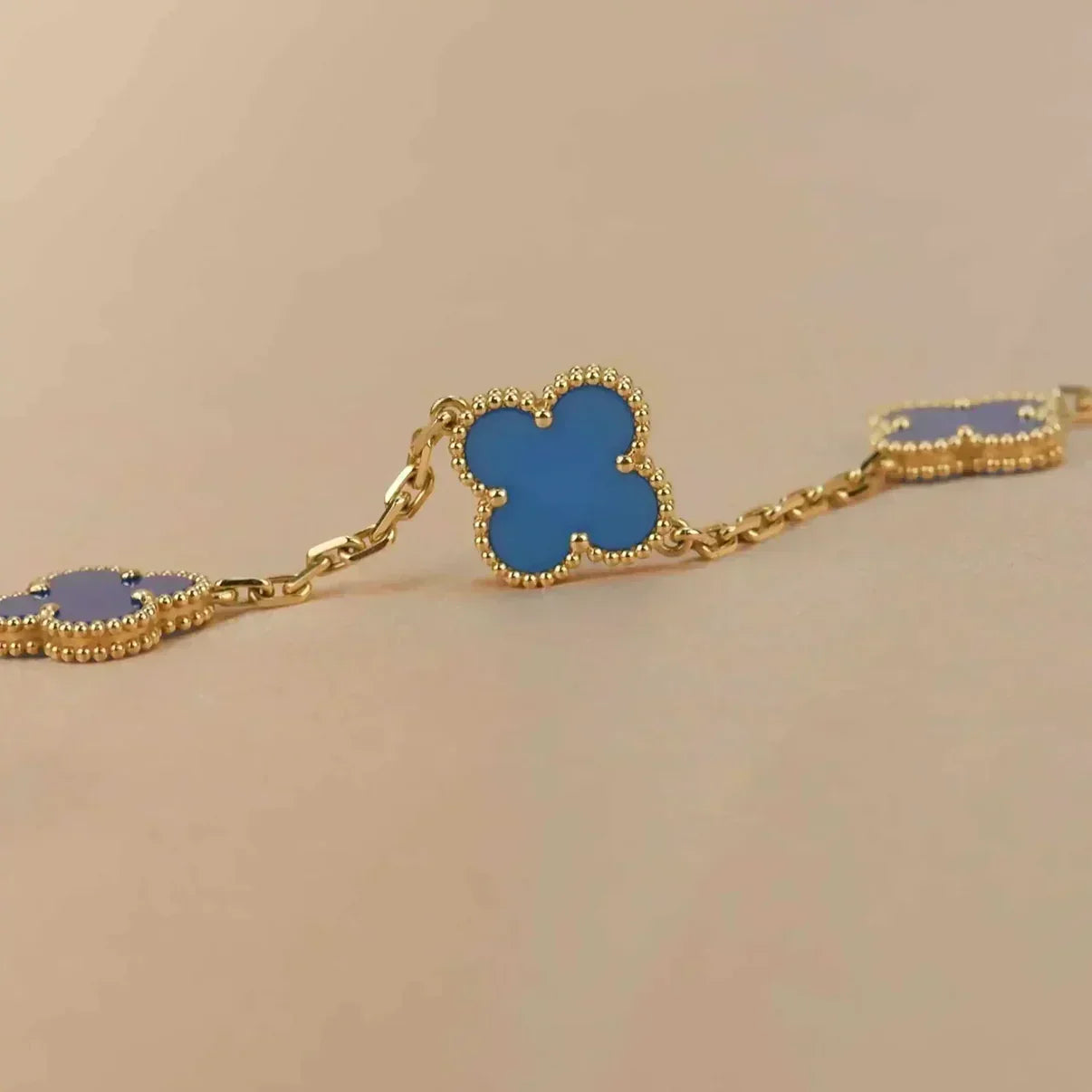 [Select] CLOVER 5 MOTIF BLUE AGATE BRACELET COLLECTION