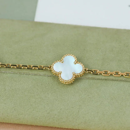 [Select]CLOVER WHITE PEARL MOP 5 MOTIF BRACELET COLLECTION