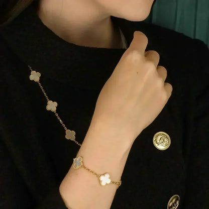 [Select]CLOVER WHITE PEARL MOP 5 MOTIF BRACELET COLLECTION
