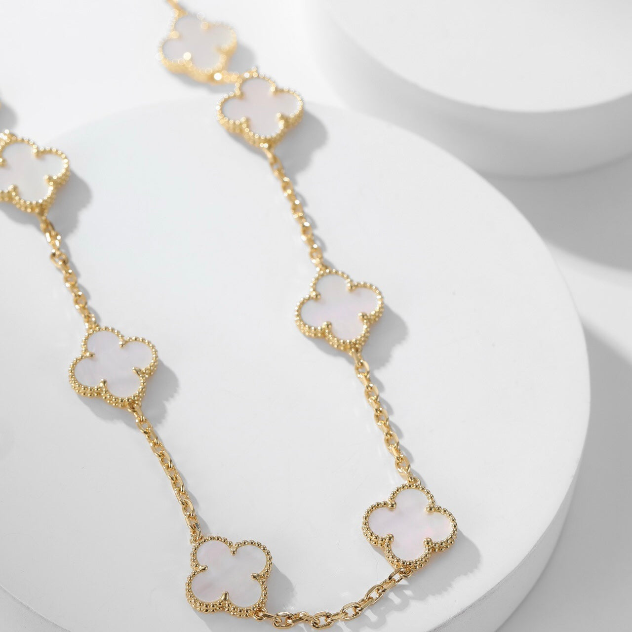 [Select]CLOVER 10 MOTIFS WHITE MOTHER OF PEARL NECKLACE