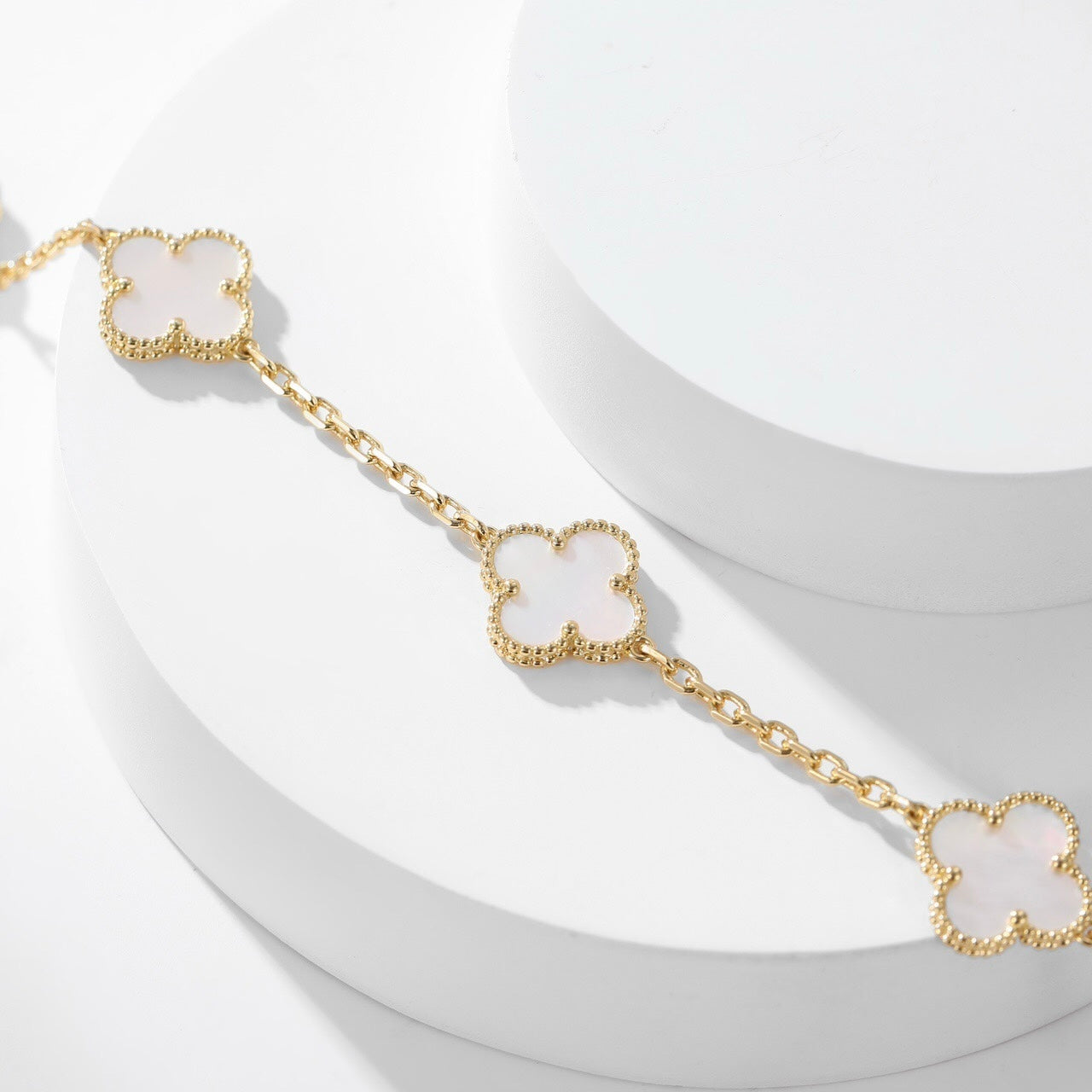 [Select]CLOVER 10 MOTIFS WHITE MOTHER OF PEARL NECKLACE
