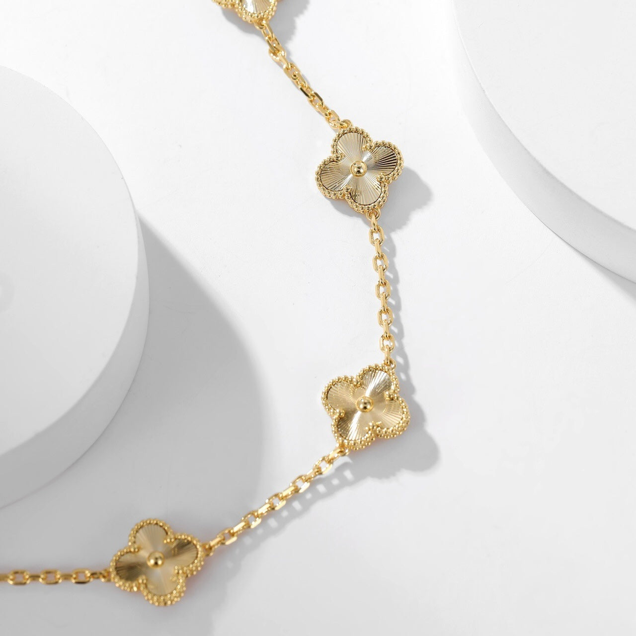 [Select]CLOVER 10 MOTIFS LASER NECKLACE