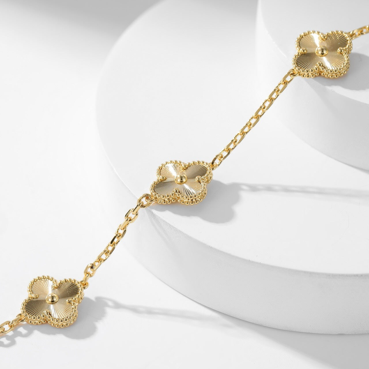 [Select]CLOVER 10 MOTIFS LASER NECKLACE
