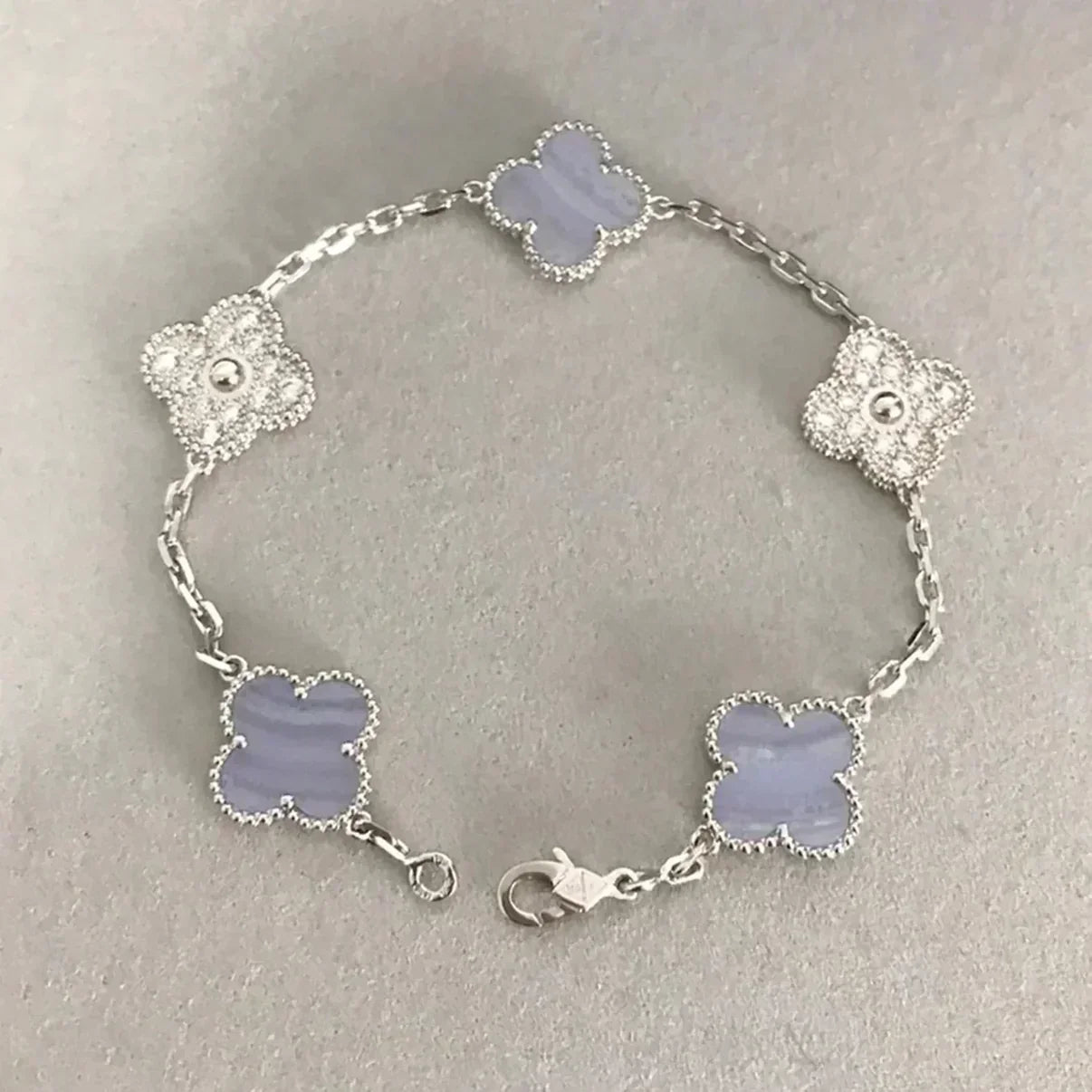 [Select] CLOVER 5 MOTIF PURPLE CHALCEDONY BRACELET COLLECTION