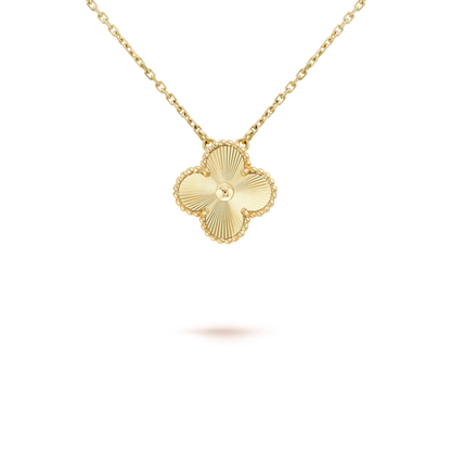 [Select]CLOVER 15MM LASER NECKLACE AND BOX