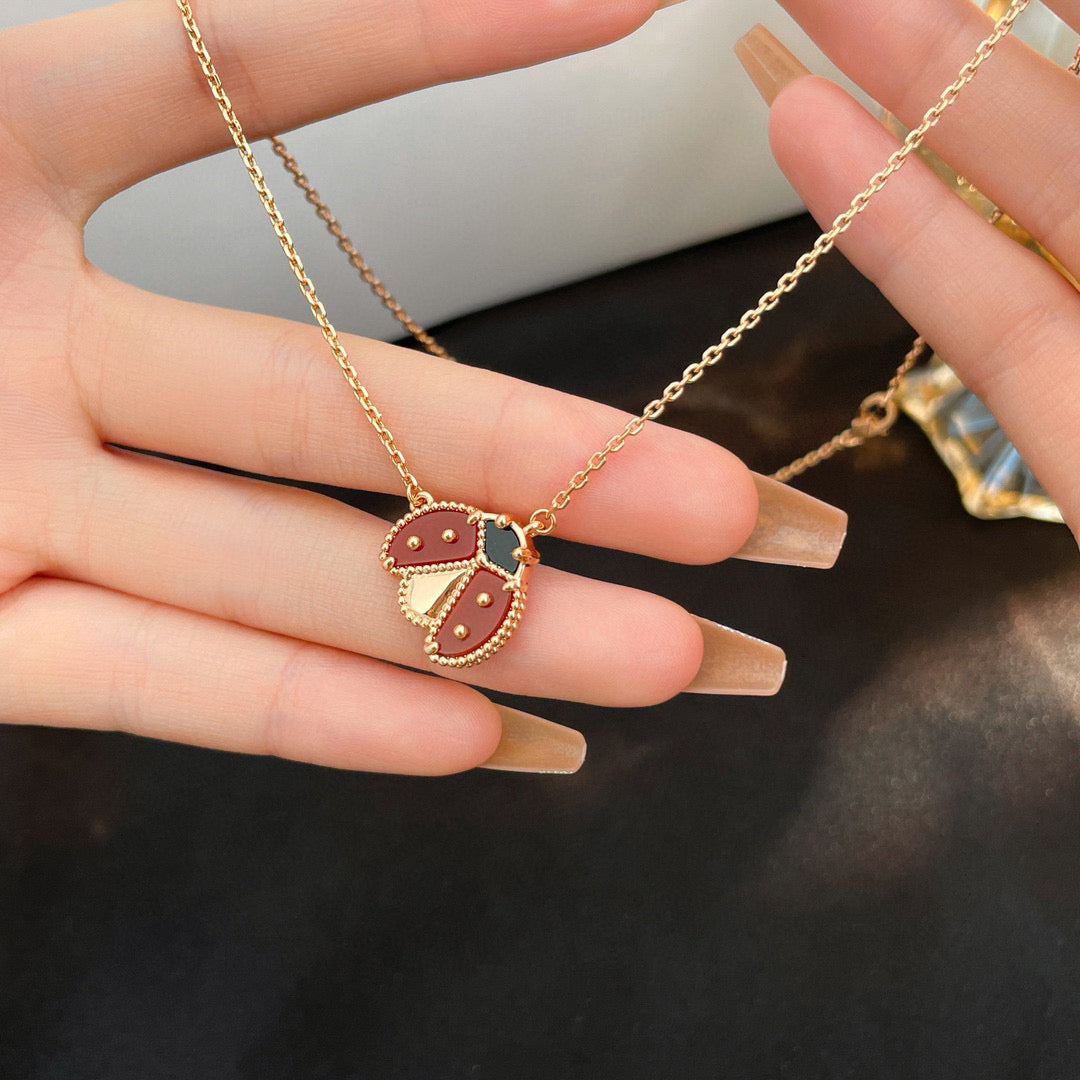 [Select]LUCKY  CARNELIANS LADYBUG NECKLACE