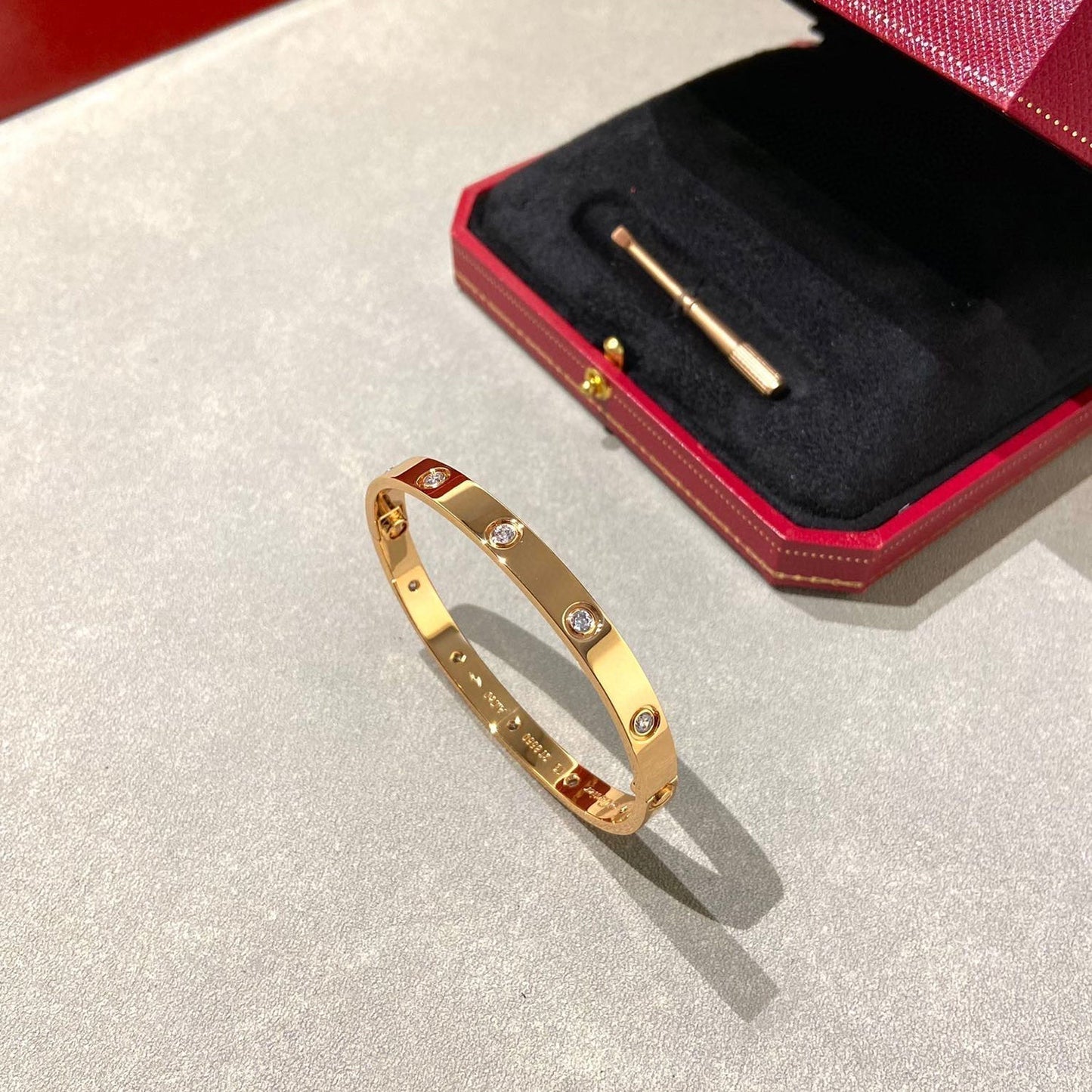 [Select]LOVE BRACELET 6.1MM 10 DIAMONDS