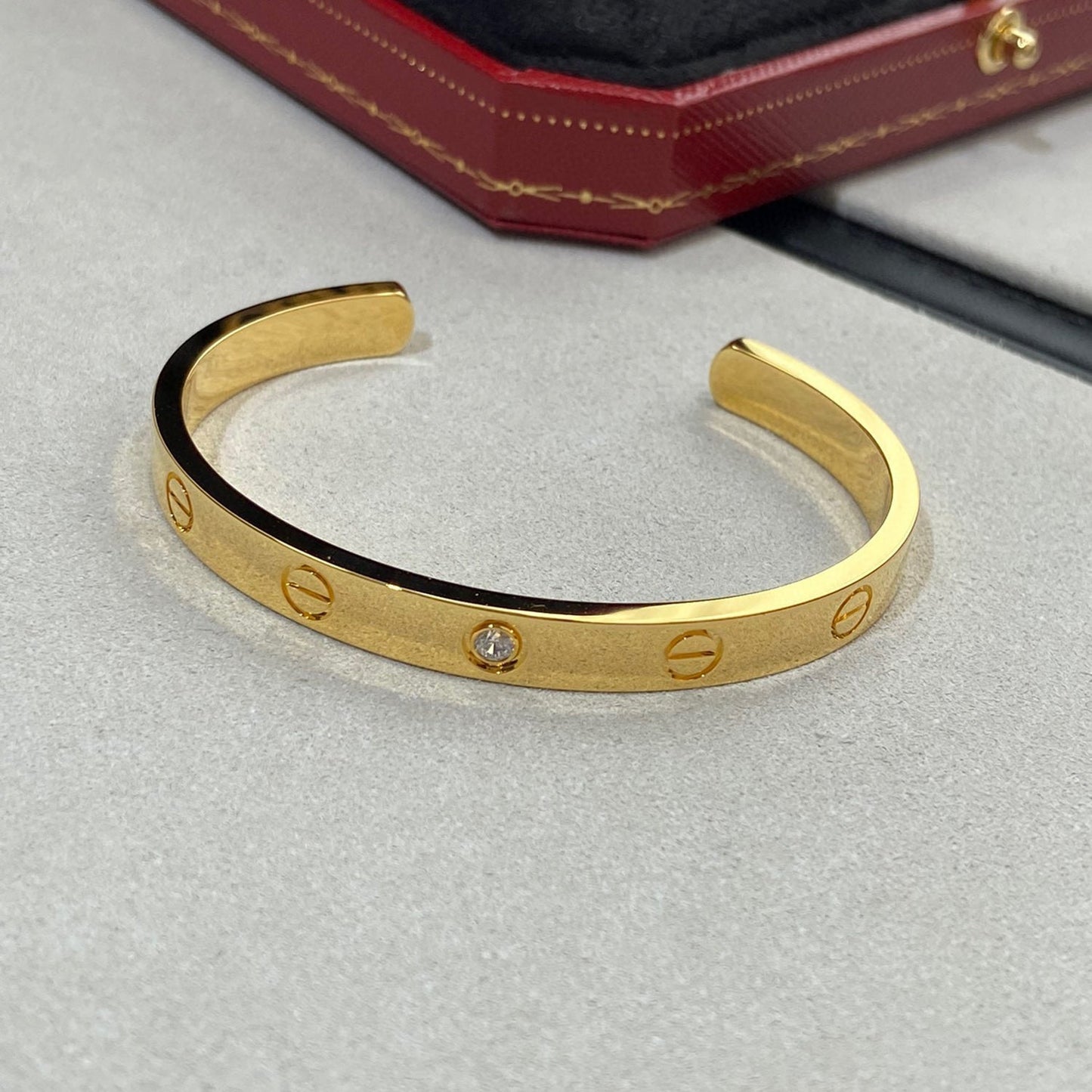 [Select]LOVE BRACELET 6.1MM 1 DIAMOND OPEN CUFF