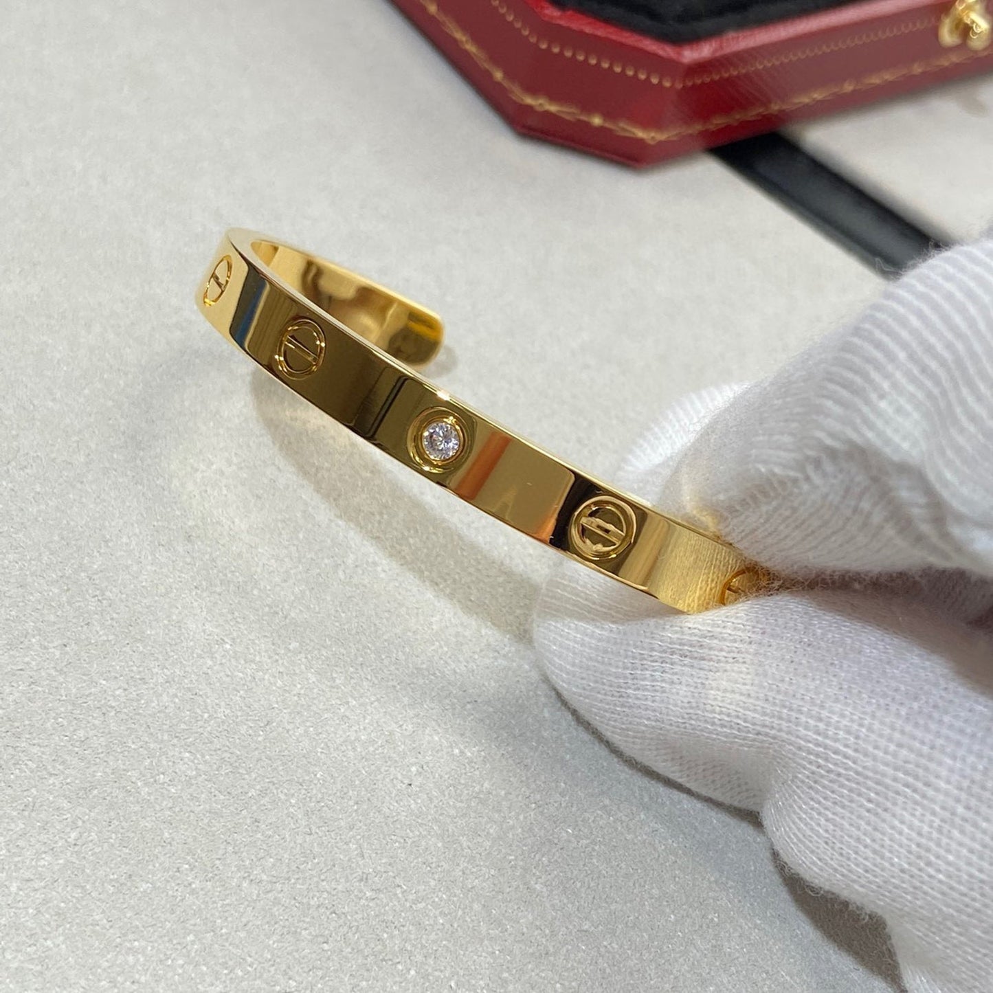 [Select]LOVE BRACELET 6.1MM 1 DIAMOND OPEN CUFF