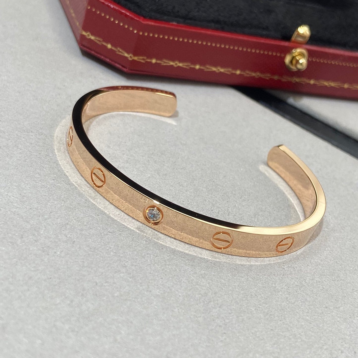 [Select]LOVE BRACELET 6.1MM 1 DIAMOND OPEN CUFF