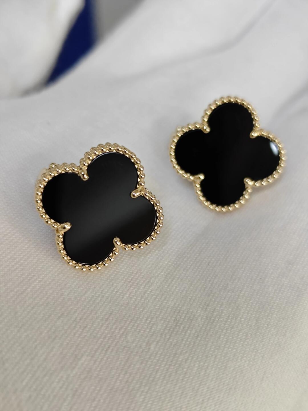 [Select]CLOVER 20MM BLACK MOP EARRINGS