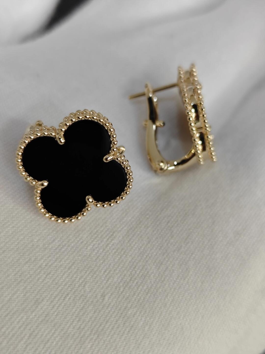 [Select]CLOVER 20MM BLACK MOP EARRINGS