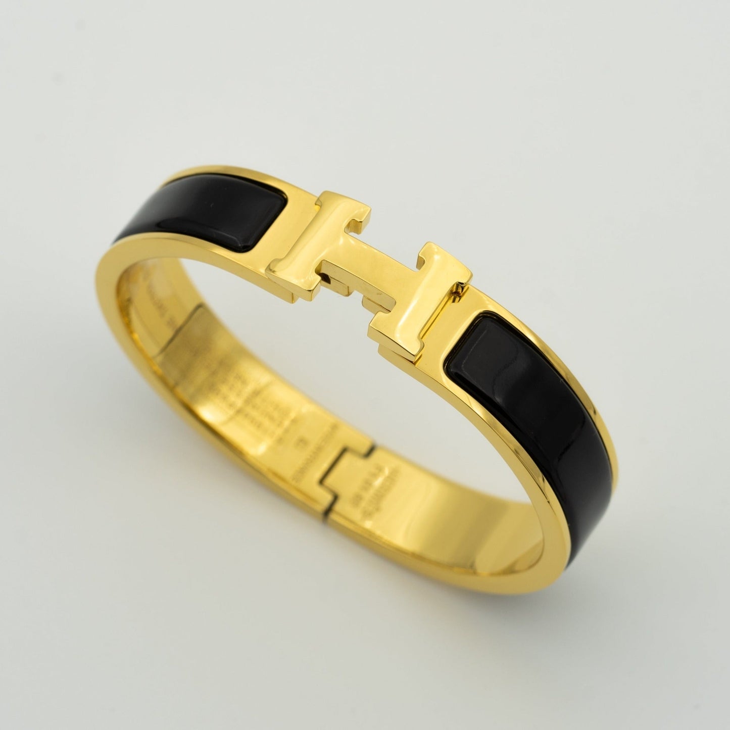[Select]H BLACK BRACELET