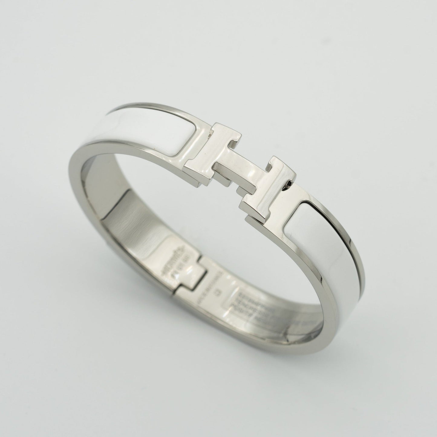 [Select]H WHITE BRACELET