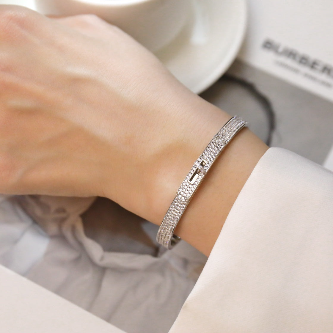 [Select]KELLY BRACELET DIAMOND PAVED