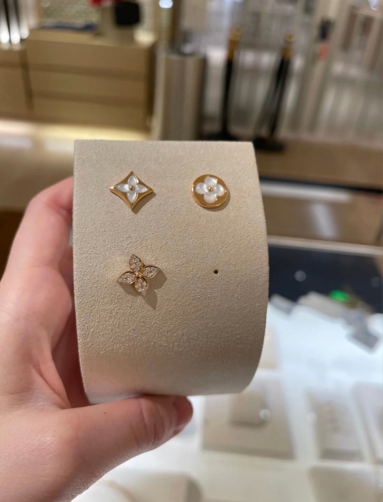 [Select]STAR BLOSSOM STUD EARRINGS PINK GOLD DIAMONDS