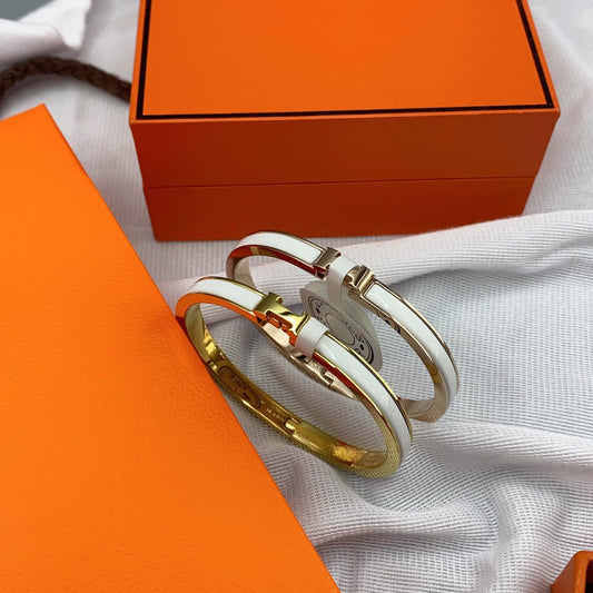 [Select]CLASSIC HM CLIC WHITE 8MM ENAMEL BRACELET