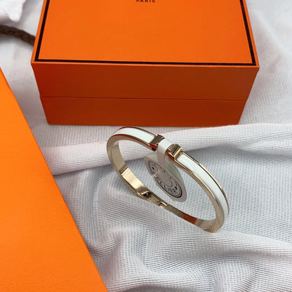 [Select]CLASSIC HM CLIC WHITE 8MM ENAMEL BRACELET
