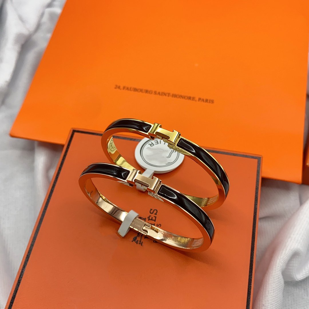 [Select]CLASSIC HM CLIC BLACK 8MM ENAMEL BRACELET