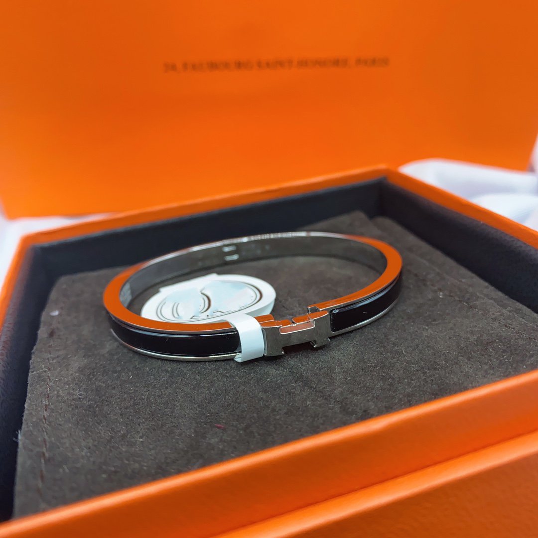 [Select]CLASSIC HM CLIC BLACK 8MM ENAMEL BRACELET