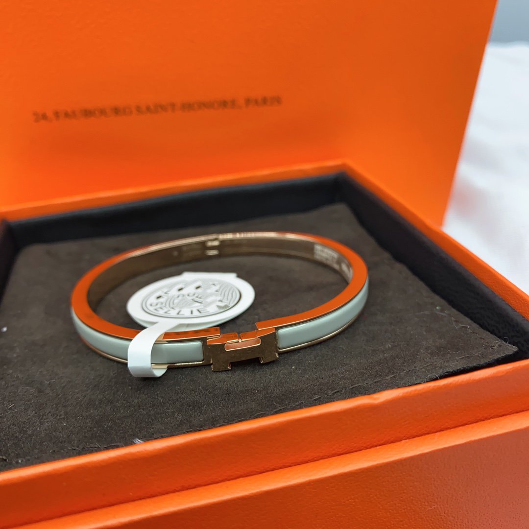 [Select]CLASSIC HM CLIC GREEN 8MM ENAMEL BRACELET