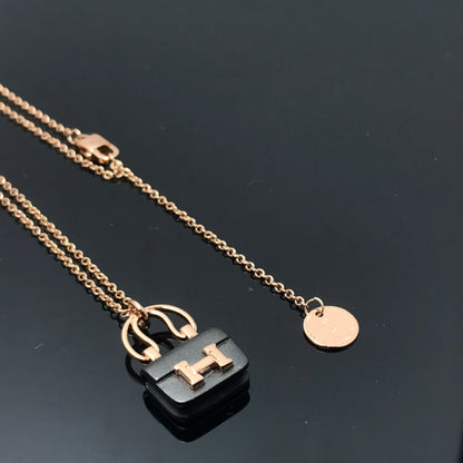 [Select]WOMEN'S HM AMULETTES CONSTANCE PENDANT NECKLACE