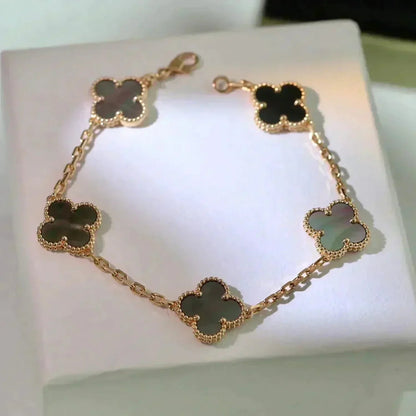 [Select] CLOVER 5 MOTIF GRAY MOP BRACELET COLLECTION