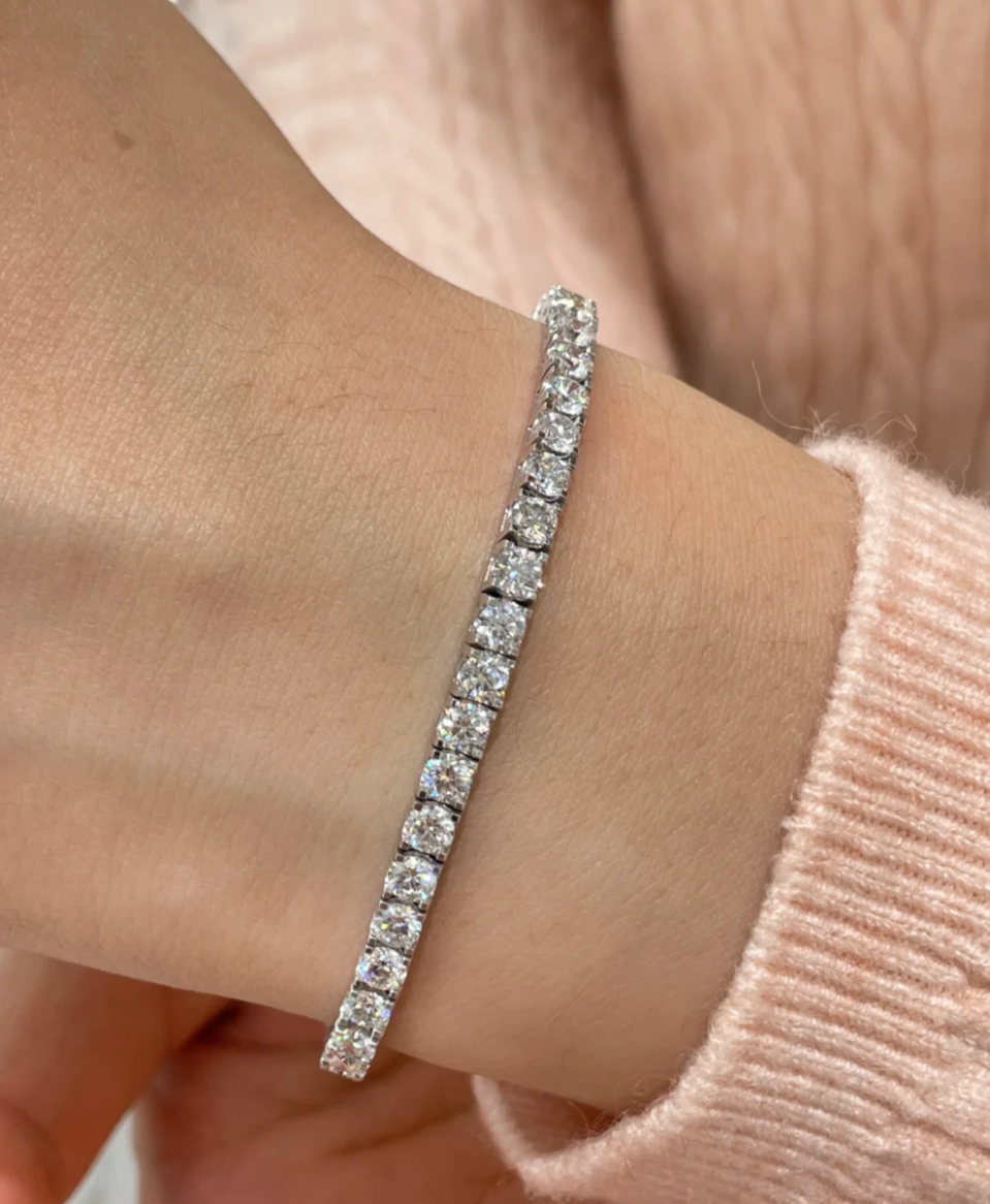 [Select]  CLASSIC BASEBALL BRACELAT, 52 DIAMOND