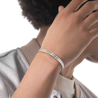 [Select]Move Noa Ciselé half pavé bangle