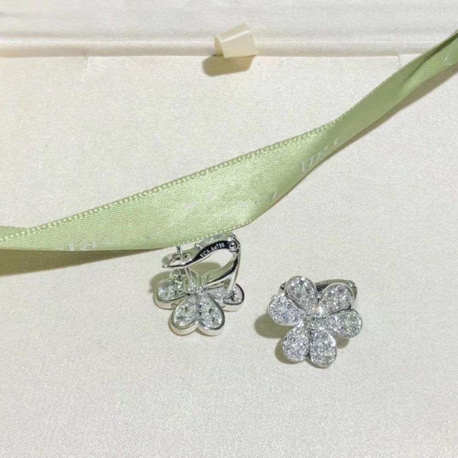 [Select]FRIVOLE SILVER FLOWER DIAMOND EARRINGS