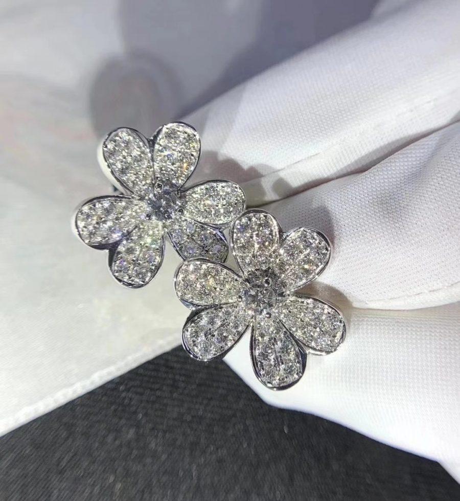 [Select]FRIVOLE SILVER FLOWER DIAMOND EARRINGS