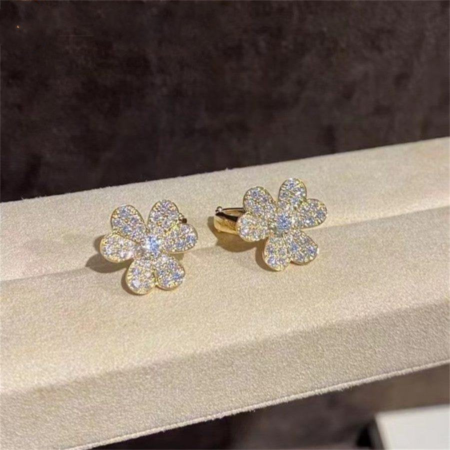 [Select]FRIVOLE GOLD FLOWER DIAMOND EARRINGS