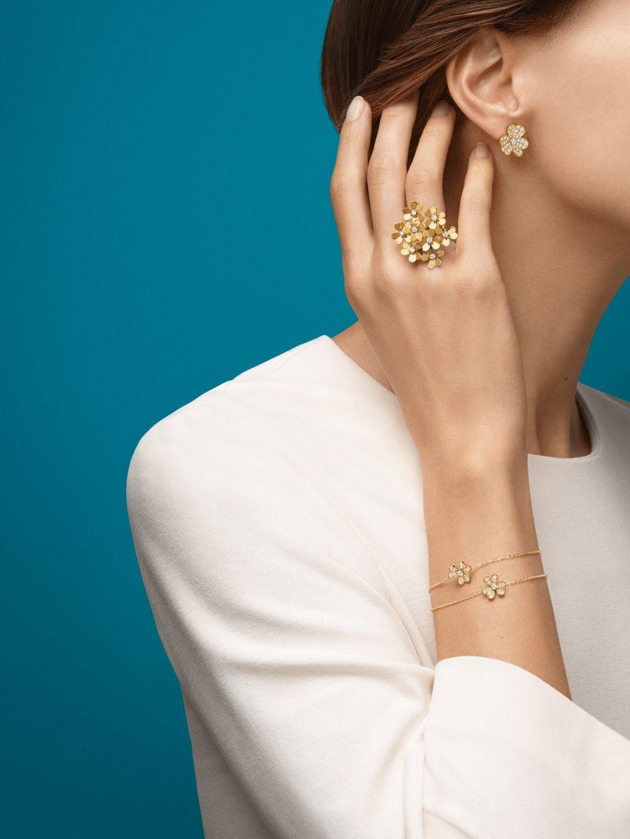 [Select]FRIVOLE GOLD FLOWER DIAMOND EARRINGS