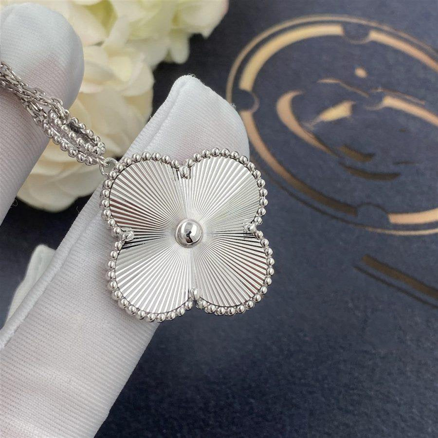 [Select]CLOVER 25MM SILVER BIG CLOVER NECKLACE