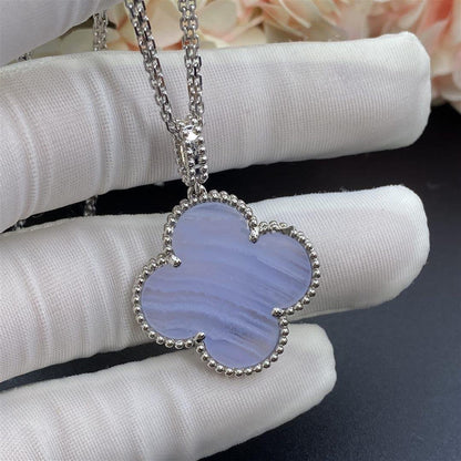 [Select]CLOVER SILVER CHALCEDONY BIG CLOVER NECKLACE